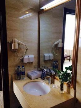 Beijing Katzman Hotel Liyuanzhen Bagian luar foto